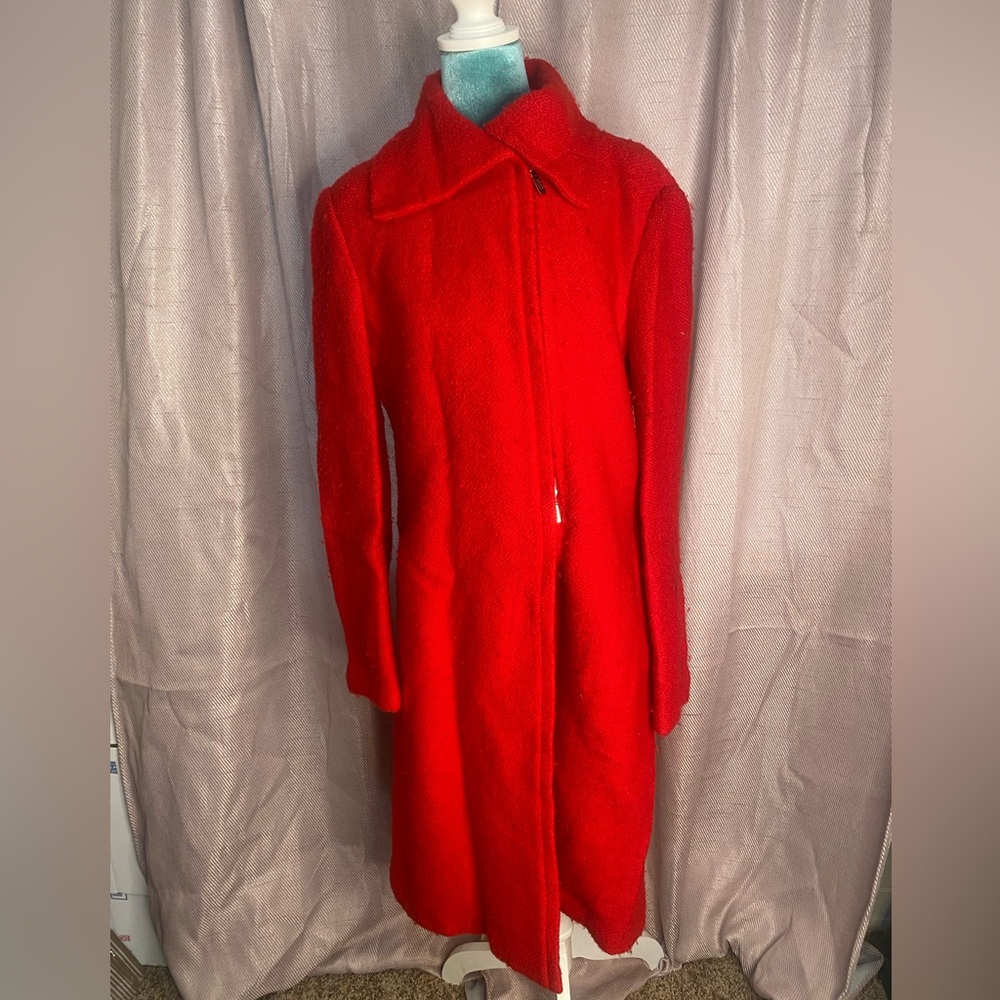 Hugo boss: vintage red overcoat